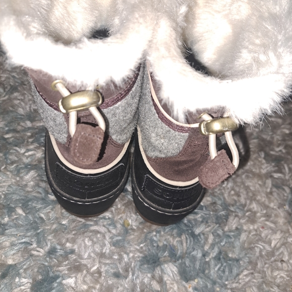 - Sorel Tivoli III Waterproof Lace-Up Winter Boots with Faux Fur - Picture 3 of 6